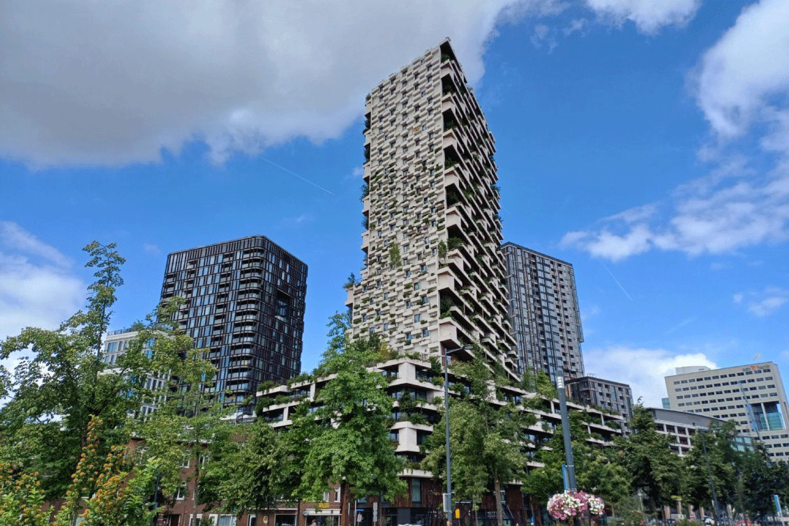 Gebäude mit viel Grün in Utrecht