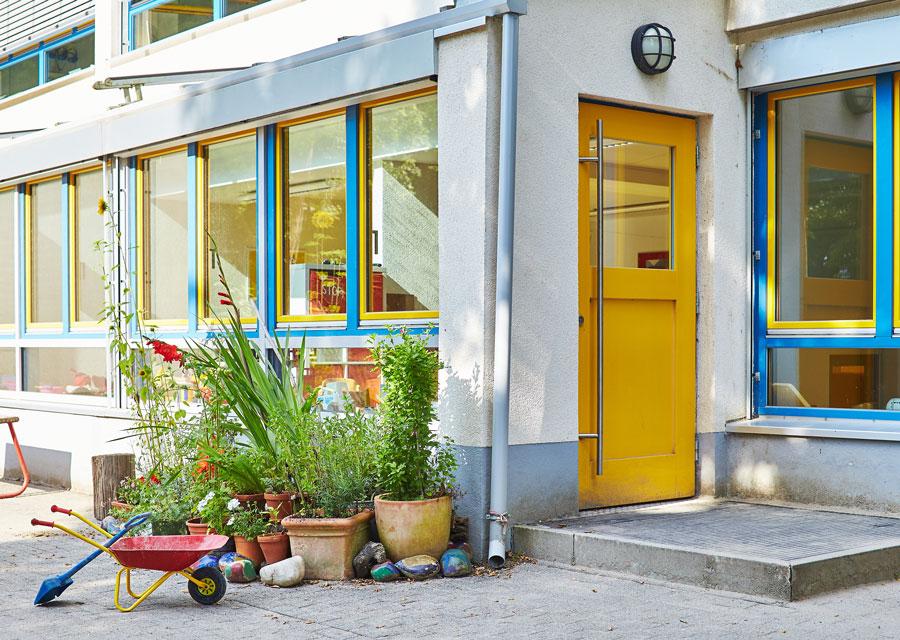 Außenansicht der Kita am Mühlbach