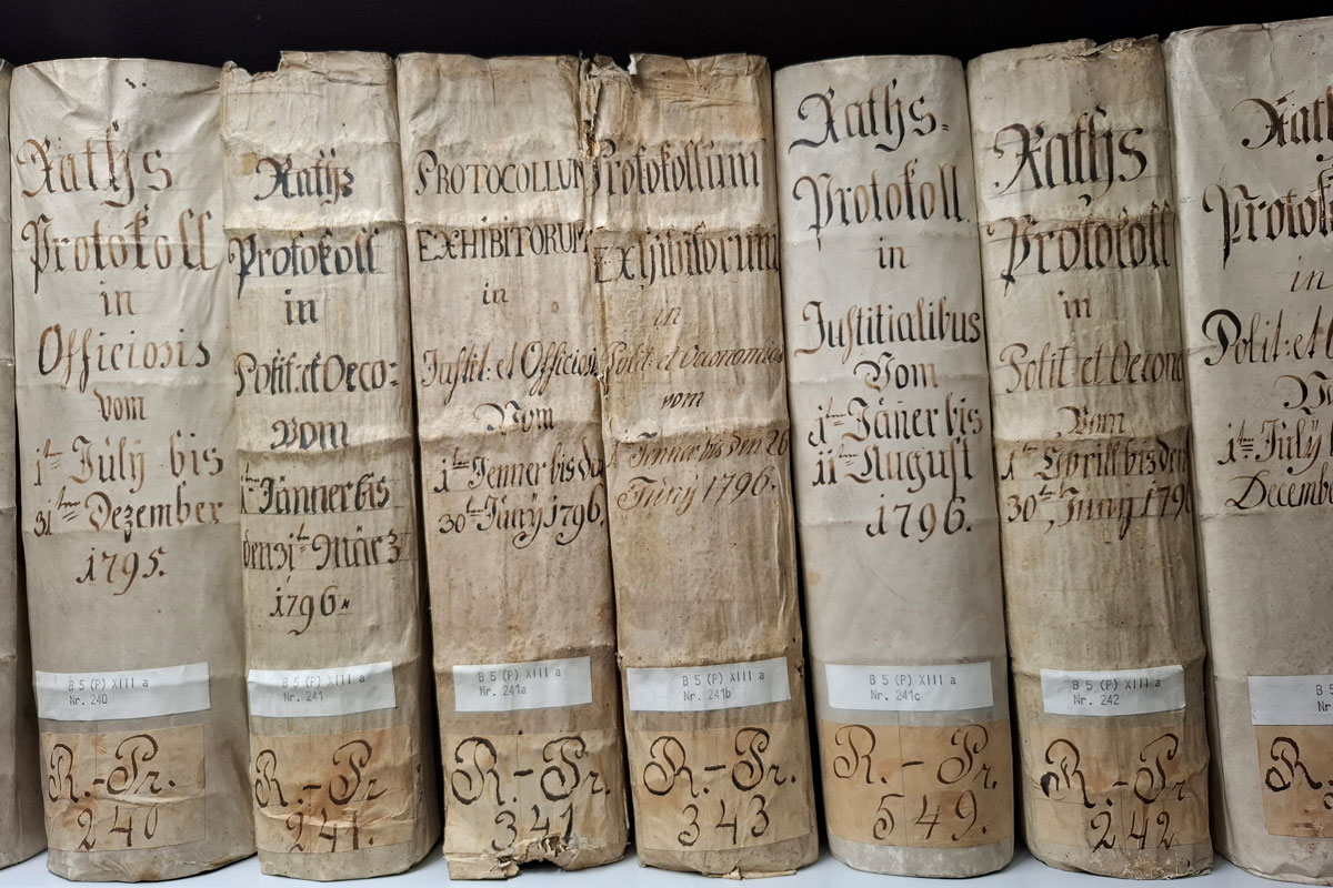 Historische Bände