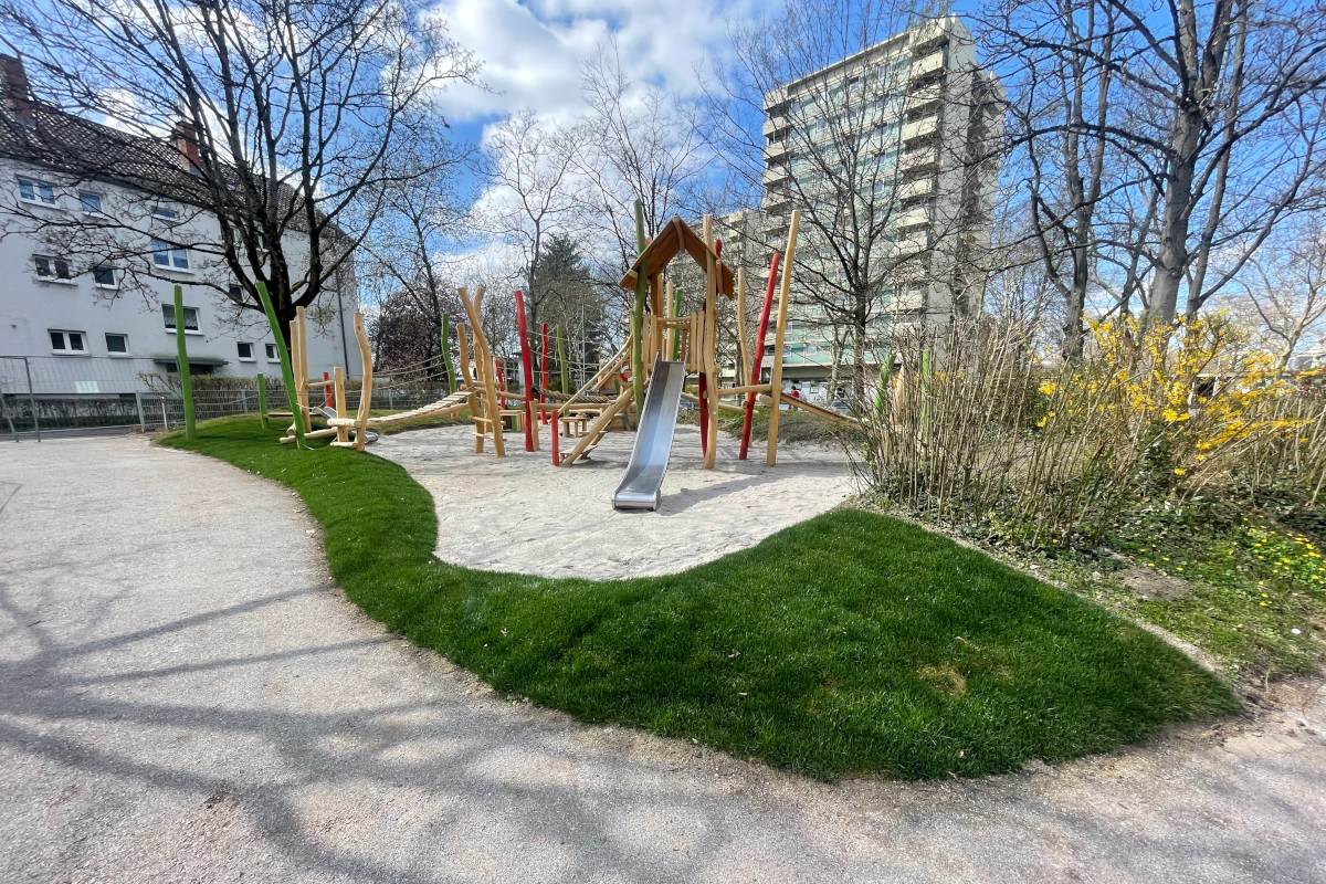 Spielplatz Hilde-Mangold-Straße